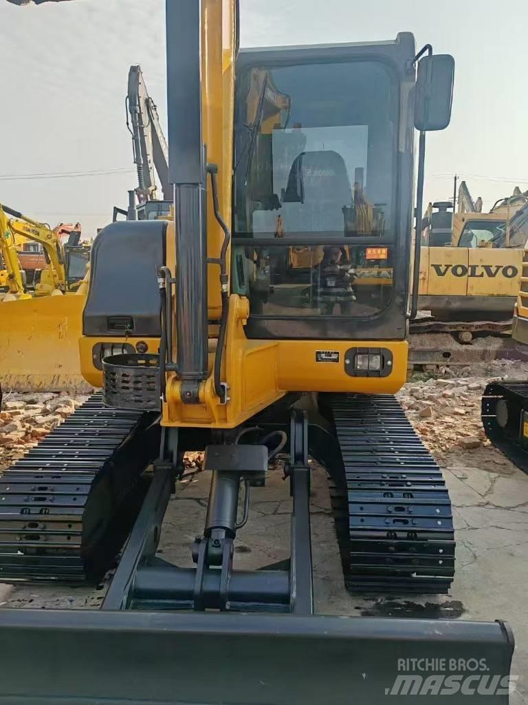 XCMG 60 Верижен екскаватор