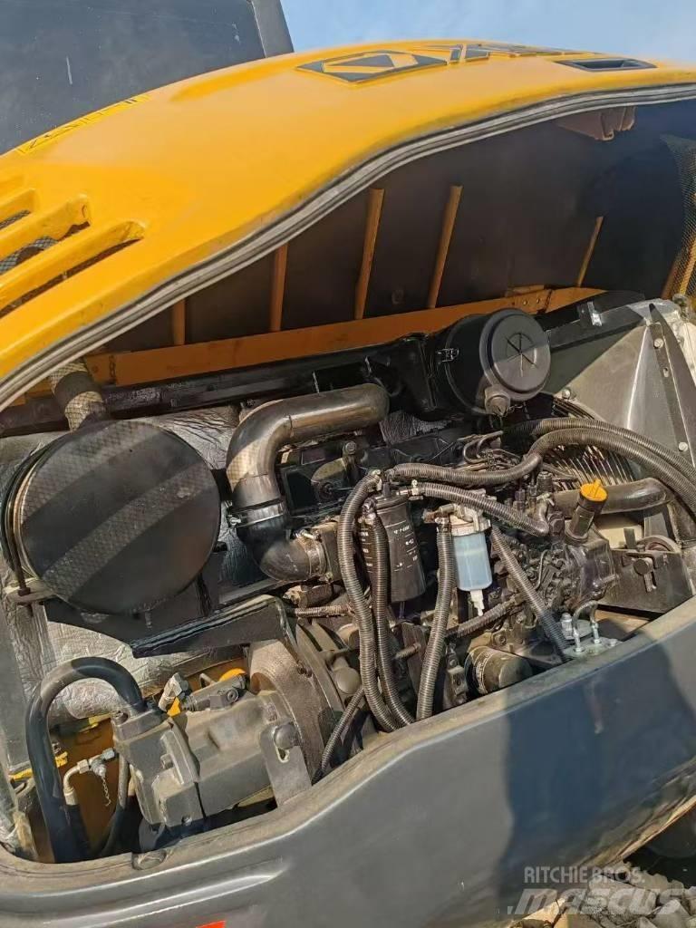 XCMG 60 Верижен екскаватор