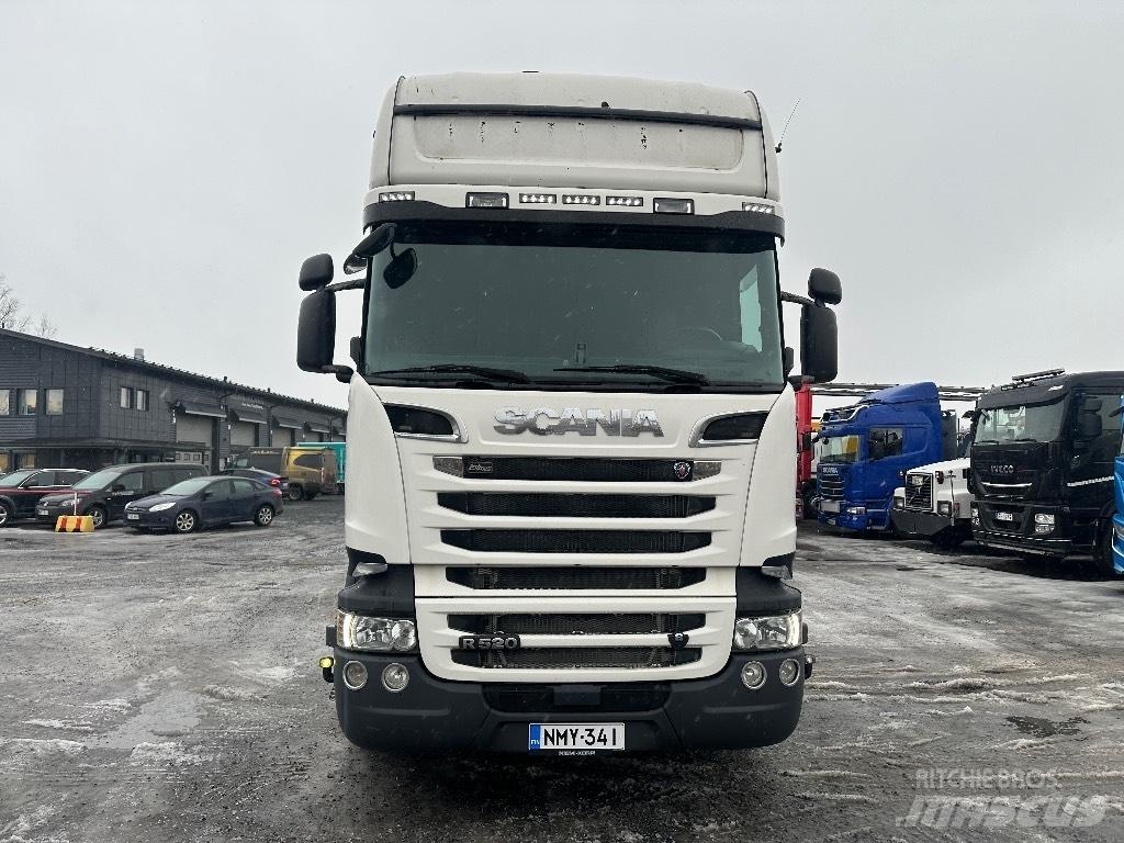 Scania R520 6x2*4 Камиони с кран с кука
