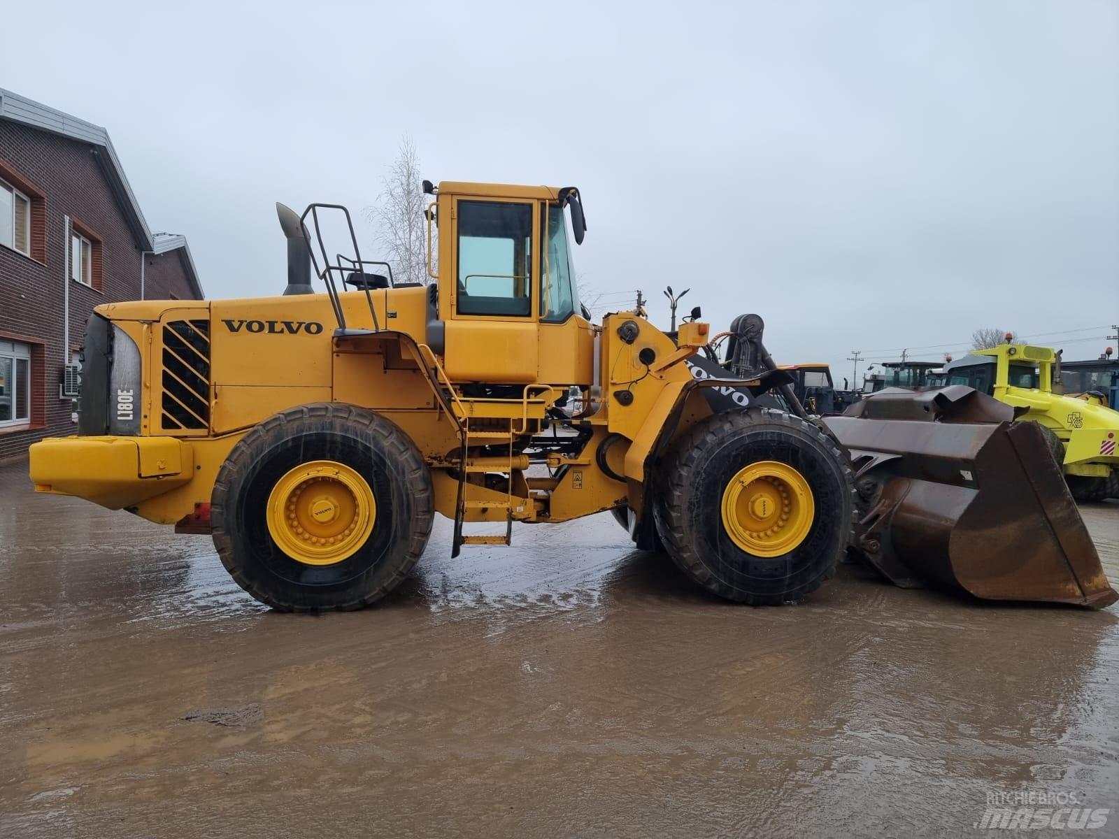 Volvo L180 E Колесни товарачи