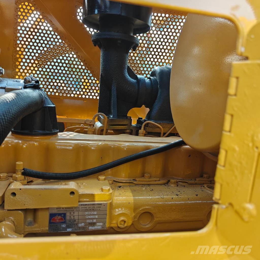 CAT D 7 G Грейдери