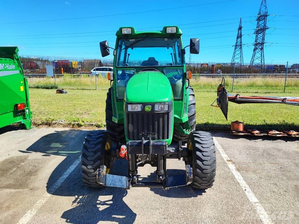 John Deere 4520 Компактни трактори