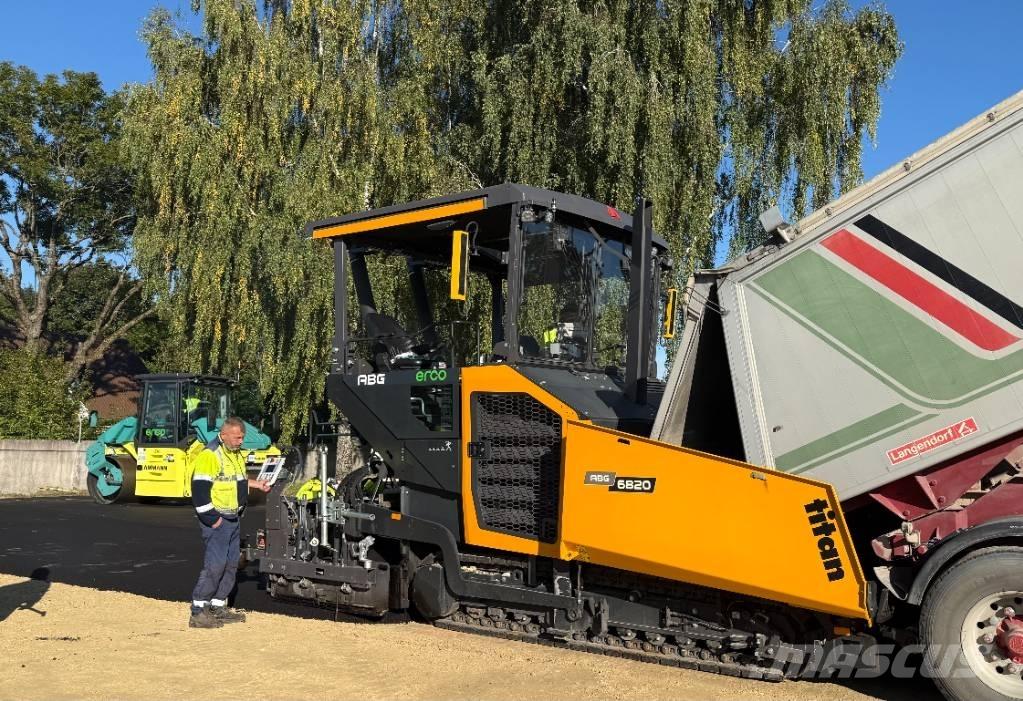ABG 6820 Машини за асфалт