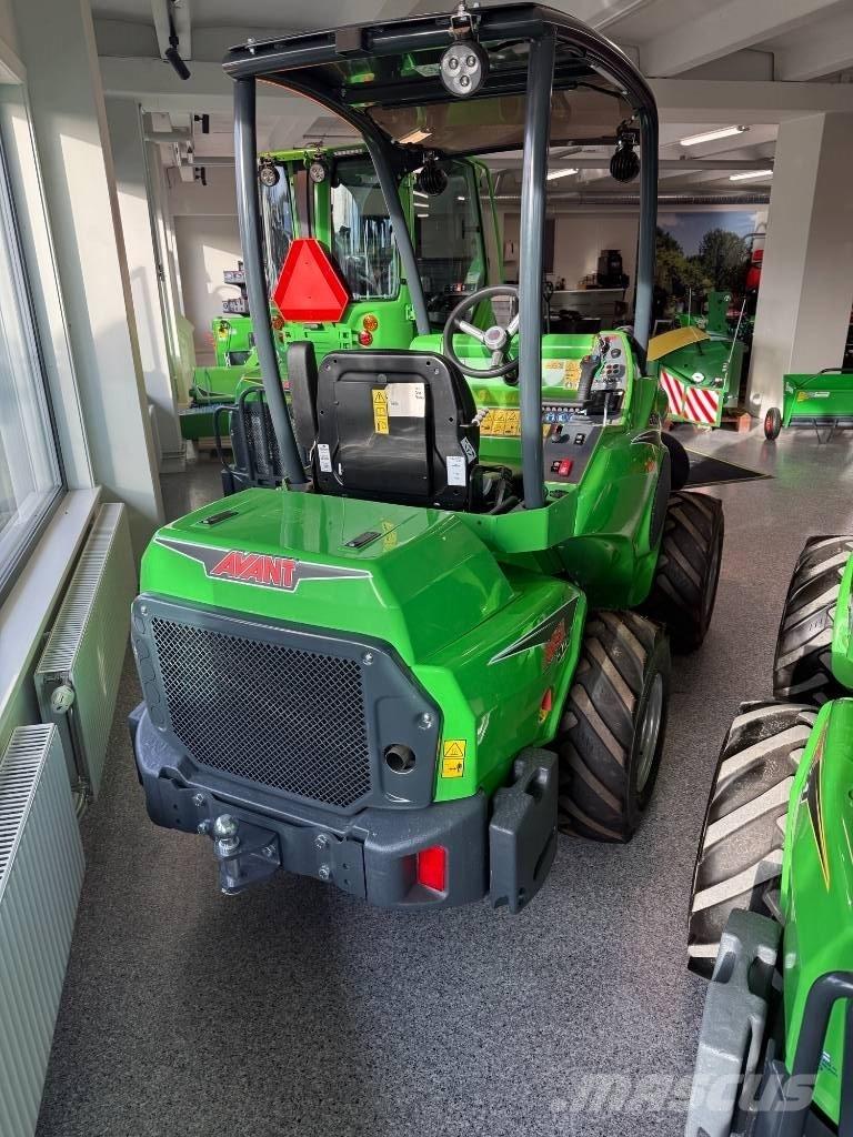 Avant 528 Мини товарачи
