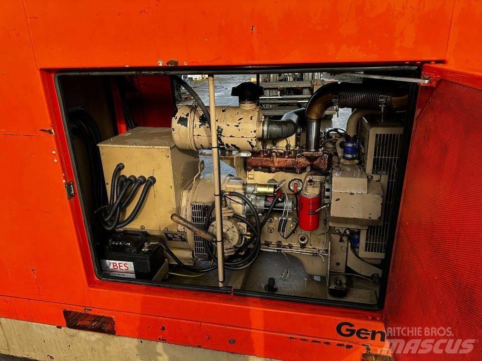 Cummins 30 KVA Дизелови генератори
