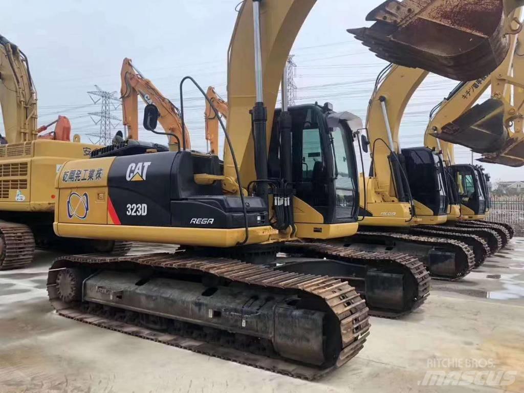 CAT 323 D Верижен екскаватор