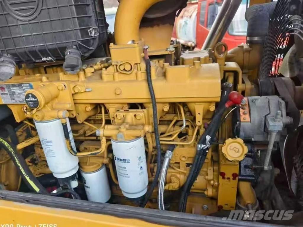 XCMG LW 700 KN Колесни товарачи
