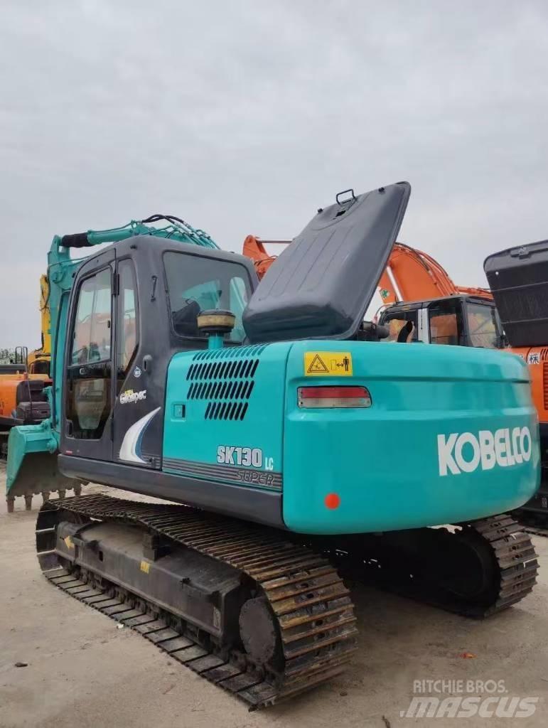 Kobelco 130 Верижен екскаватор