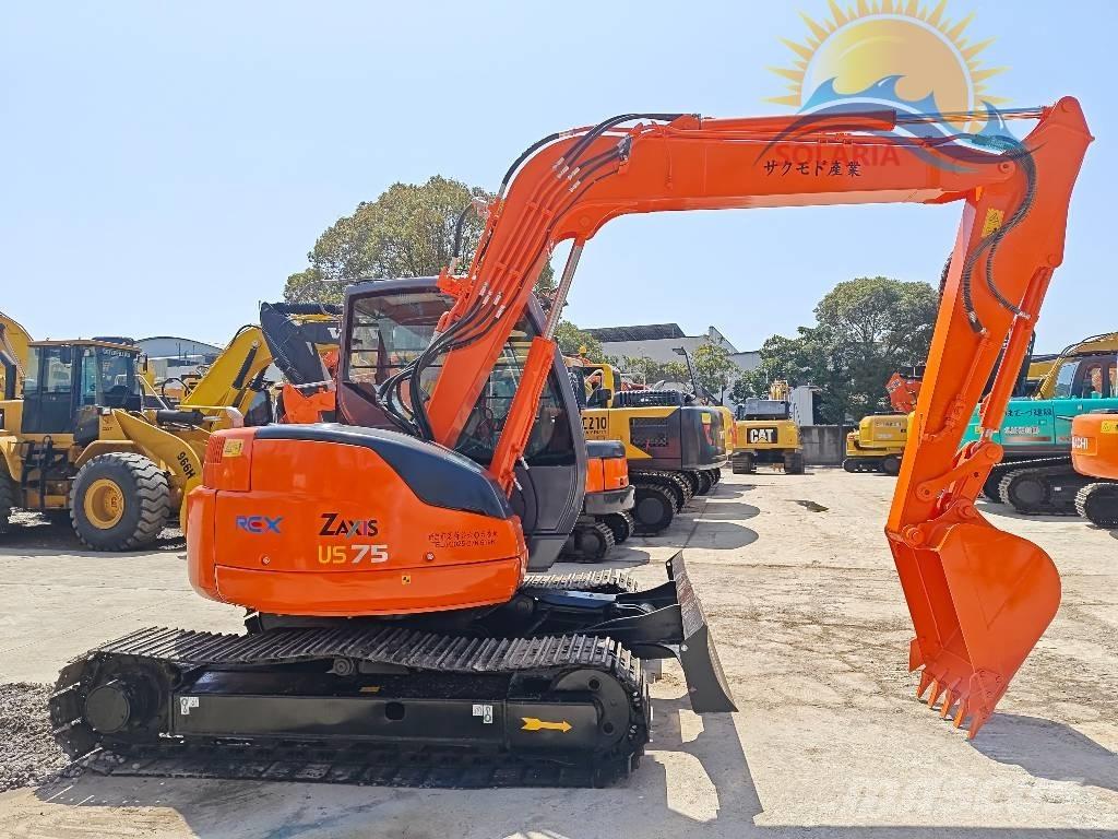 Hitachi ZX 75 US Средни екскаватори 7т - 12т