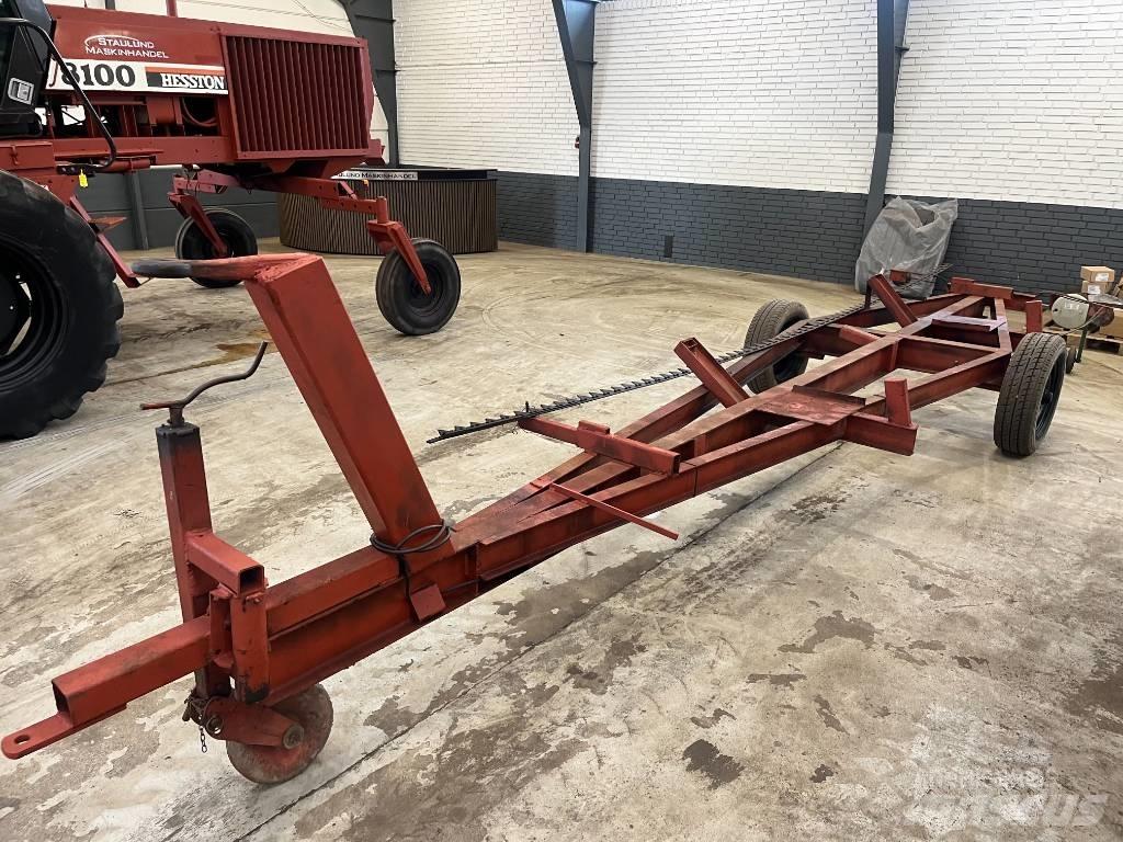 Hesston 8100 Валове
