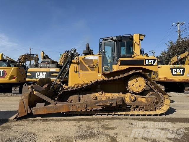 CAT D 6 T LGP Верижни булдозери
