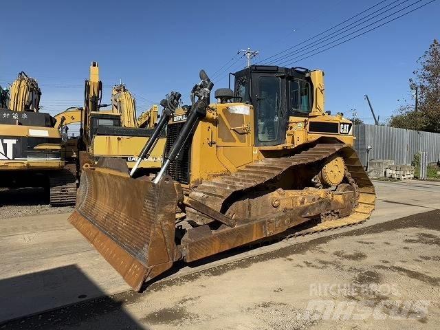 CAT D 6 T LGP Верижни булдозери
