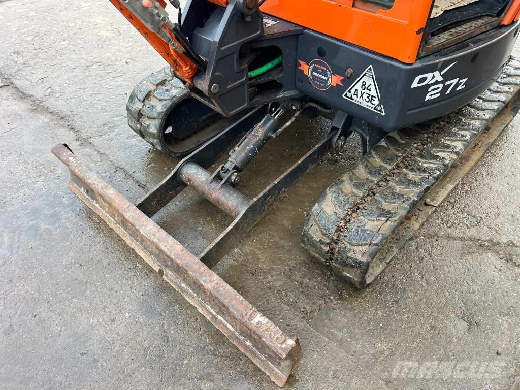 Doosan DX 27 Z Мини екскаватори < 7 т
