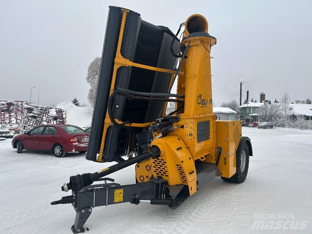 Elho Cobra 7710 T Фуражни комбайни