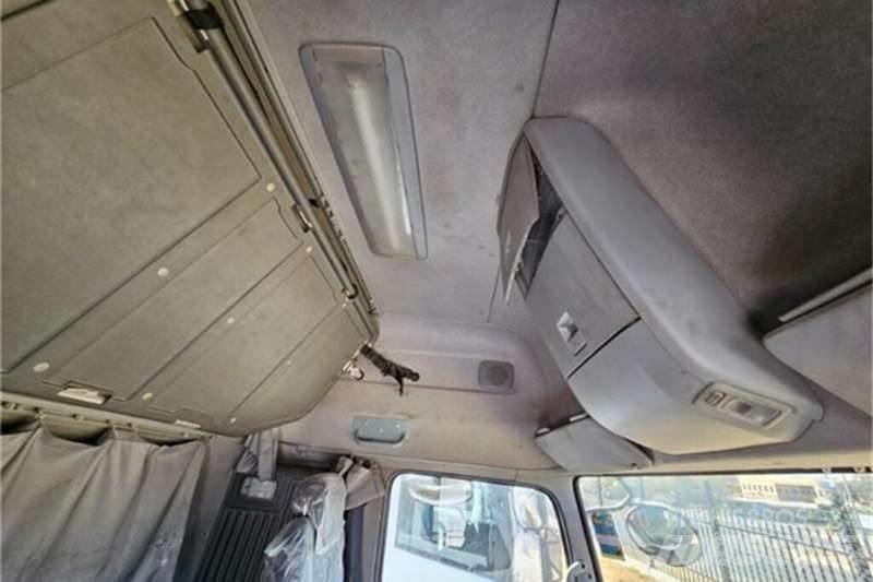 UD TRUCKS QUON Други