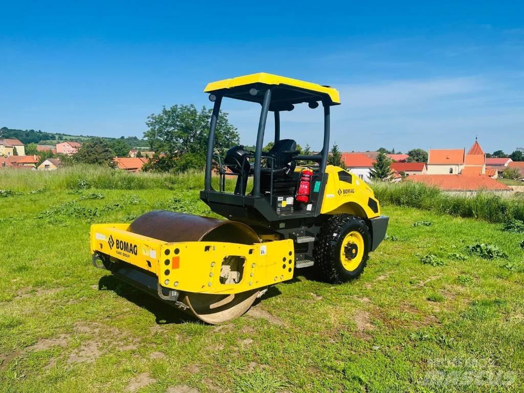 Bomag BW145DH3 Еднобарабанни ролки
