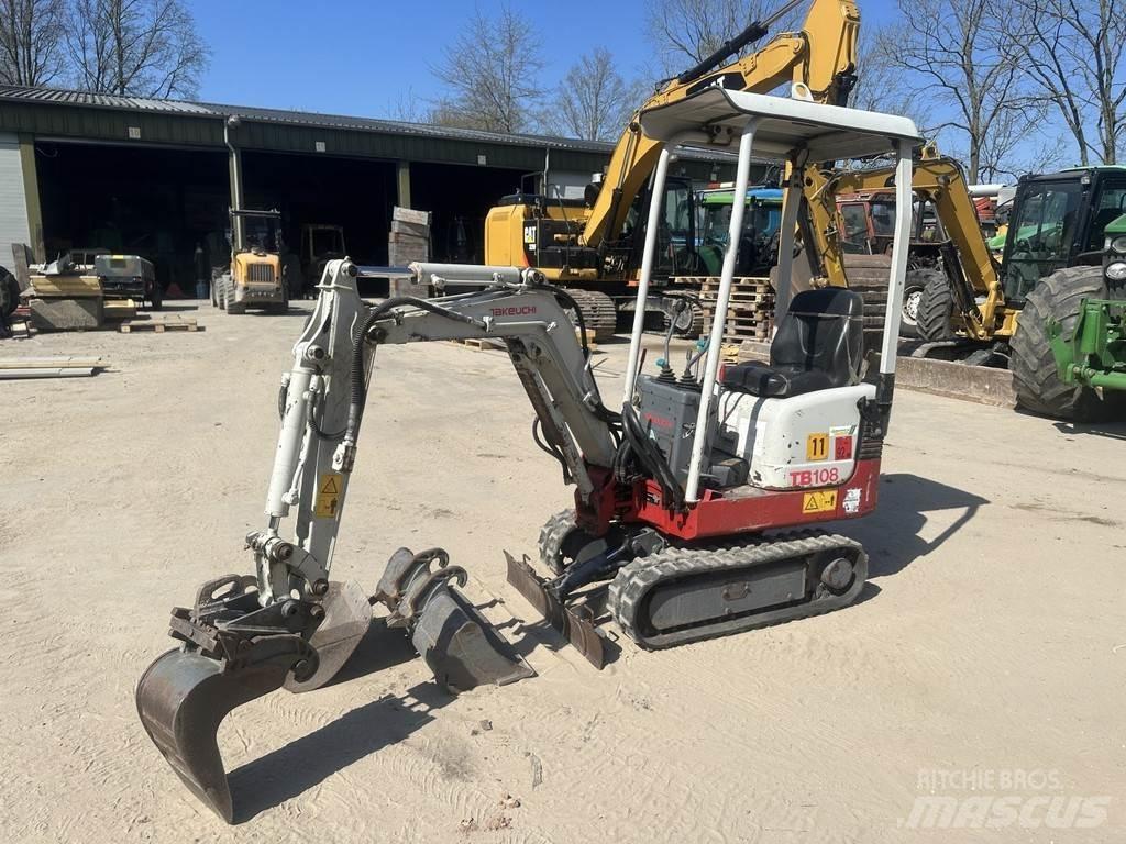 Takeuchi TB108 Мини екскаватори < 7 т