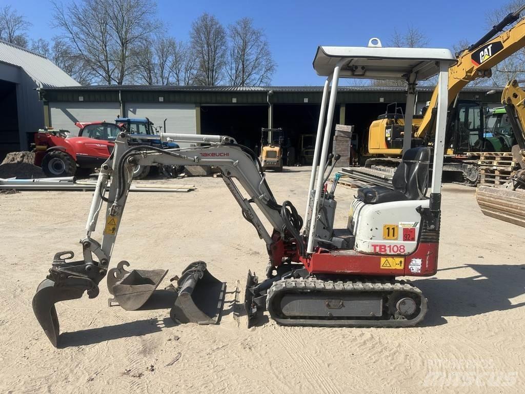 Takeuchi TB108 Мини екскаватори < 7 т