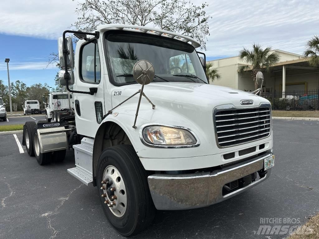 Freightliner M2 Влекачи