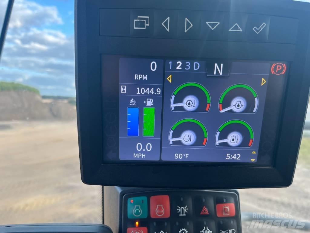 DEERE 724P Колесни товарачи