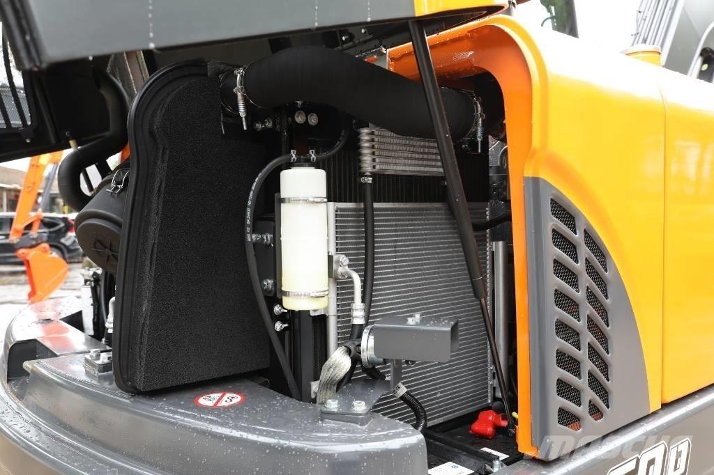 Develon DX 60 D Колесни екскаватори