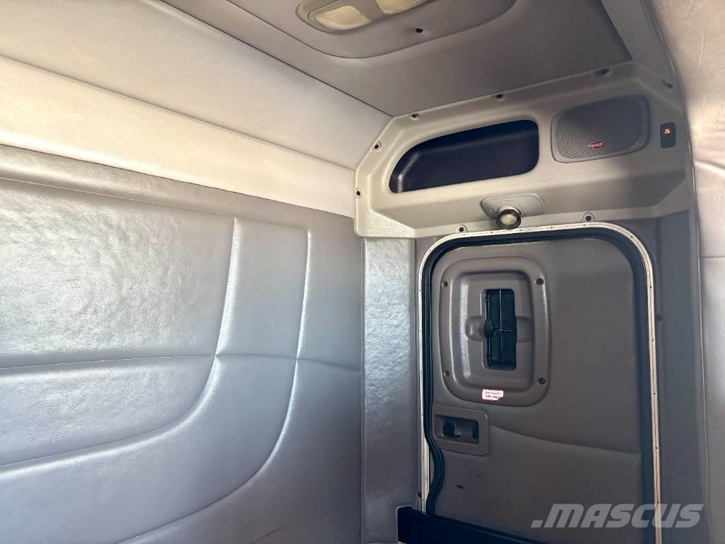 Peterbilt 367 Влекачи