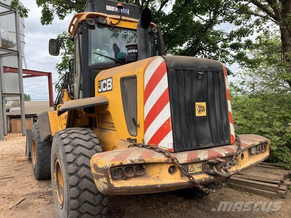 JCB 436 Колесни товарачи