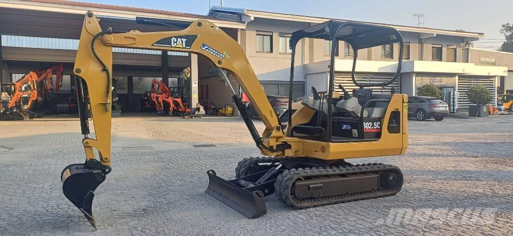 CAT 302.5 Мини екскаватори < 7 т