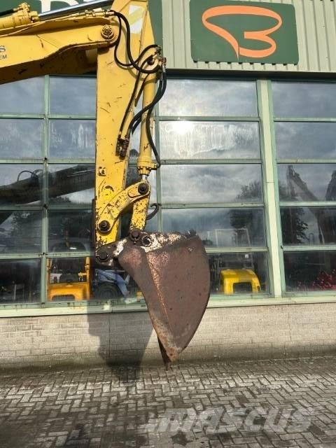 Etec 812 Колесни екскаватори