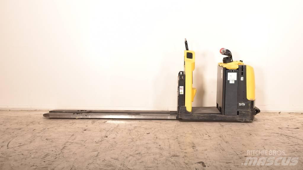 Hyster LO 2.0 Машини за комисиониране нископовдигачи