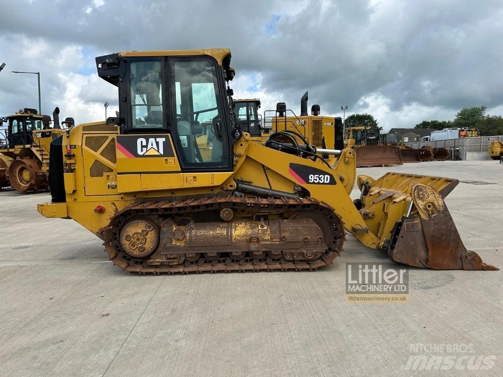 CAT 953D Верижен товарач