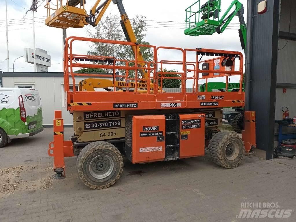 JLG 330 LRT Ножични работни платформи