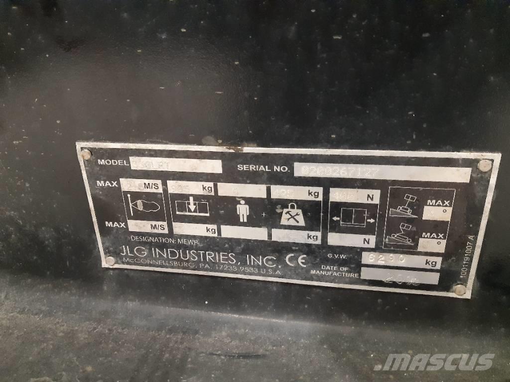JLG 330 LRT Ножични работни платформи