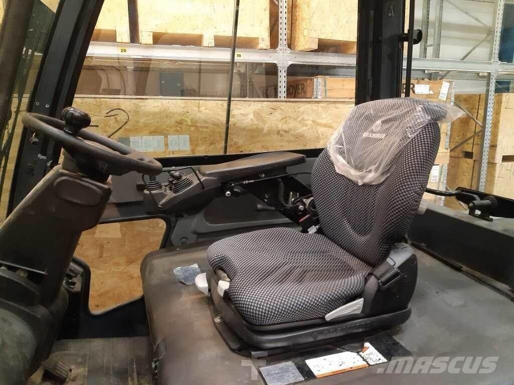 Toyota 8FBMT30 Електрически вилични кари-повдигачи