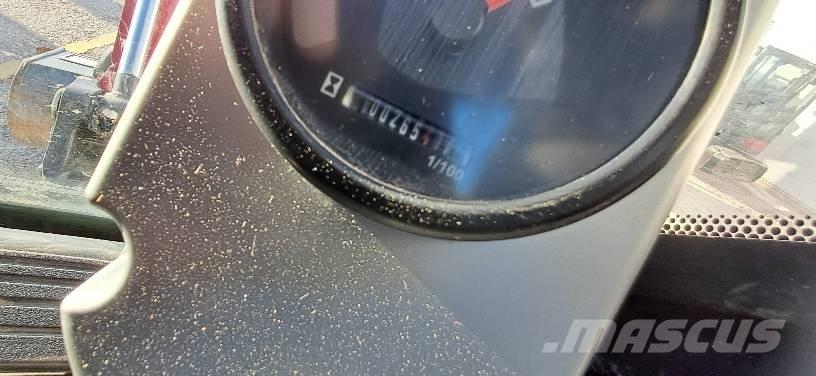 Yanmar SV15 Мини екскаватори < 7 т