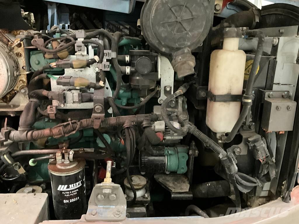 Volvo ECR 88 D Средни екскаватори 7т - 12т