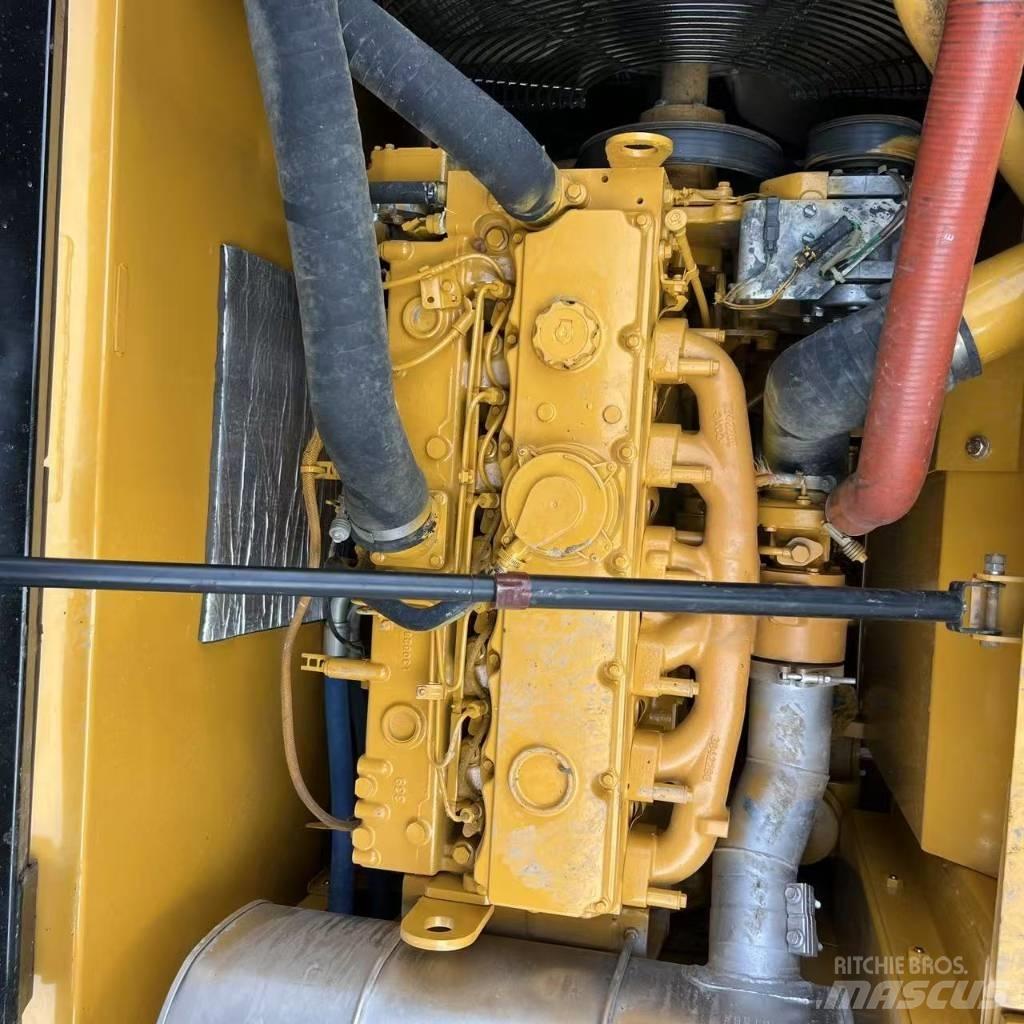 CAT 320 D2 Верижен екскаватор