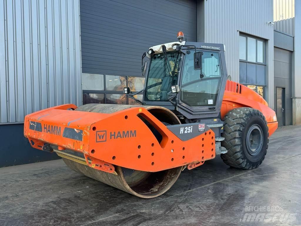 Hamm H25i Еднобарабанни ролки
