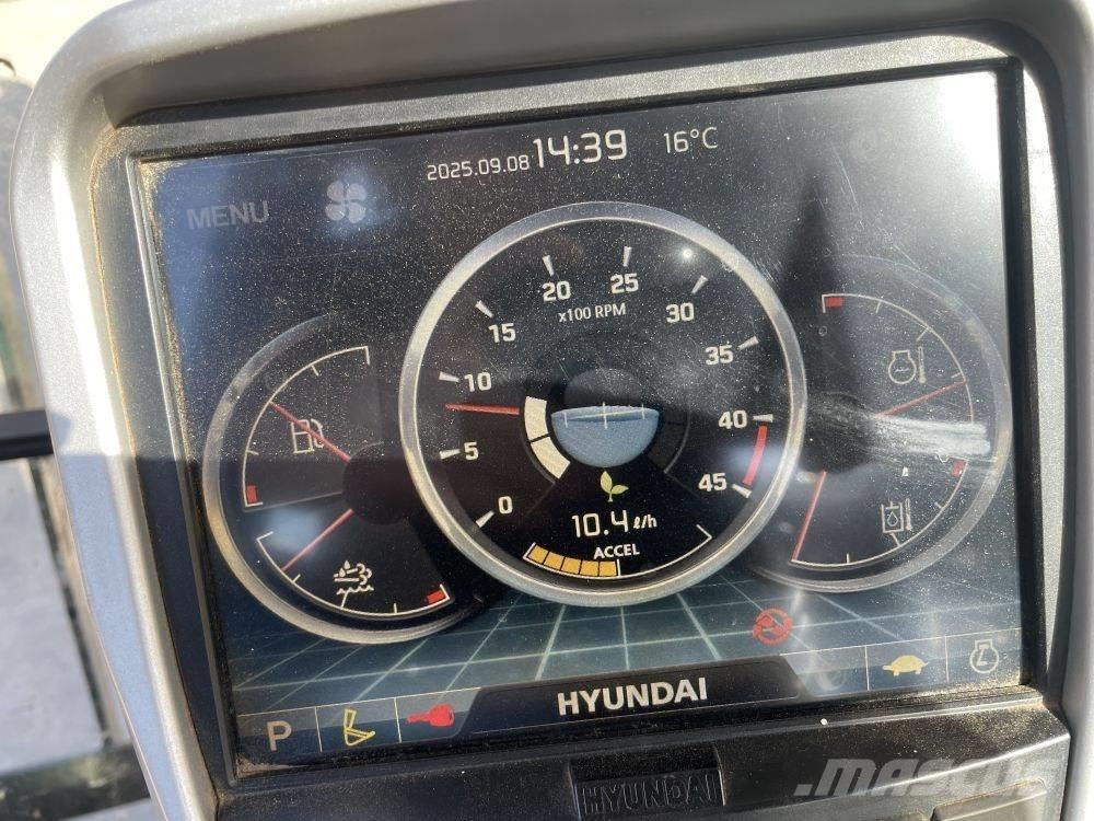Hyundai HX 140 HW Верижен екскаватор