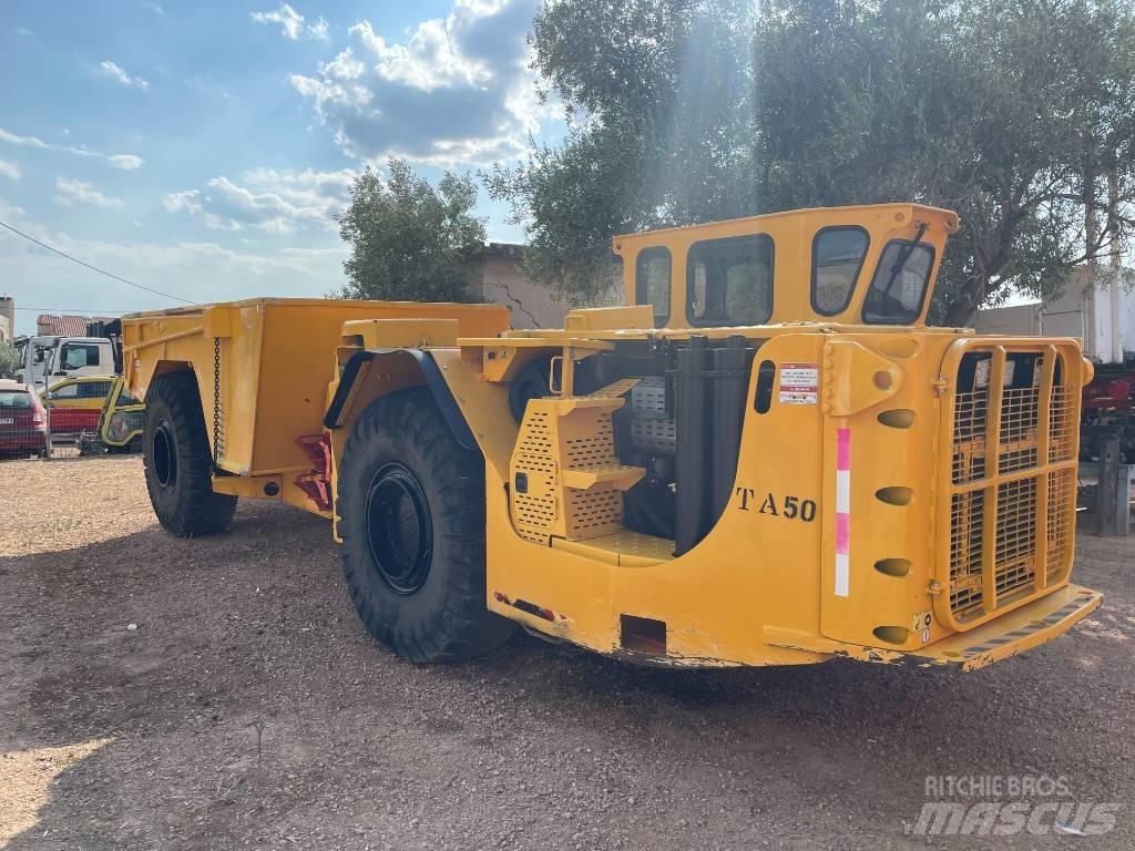 Atlas Copco MT2010 Подземни камиони и самосвали за минната промишленост