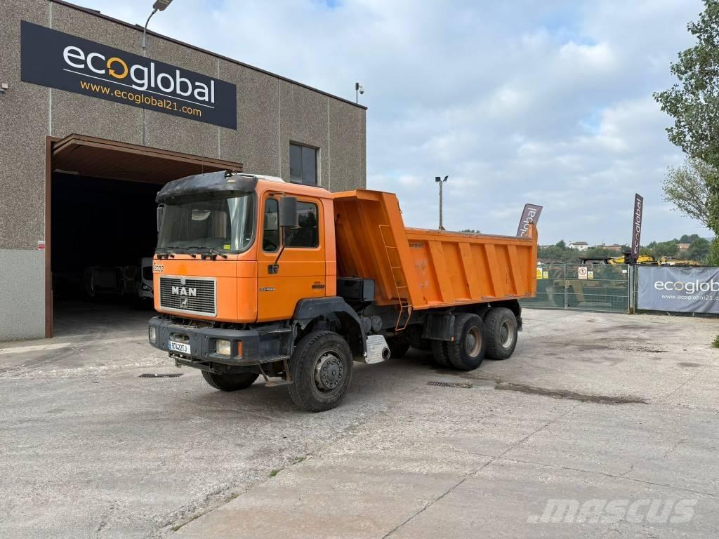 MAN 33.403 Самосвал