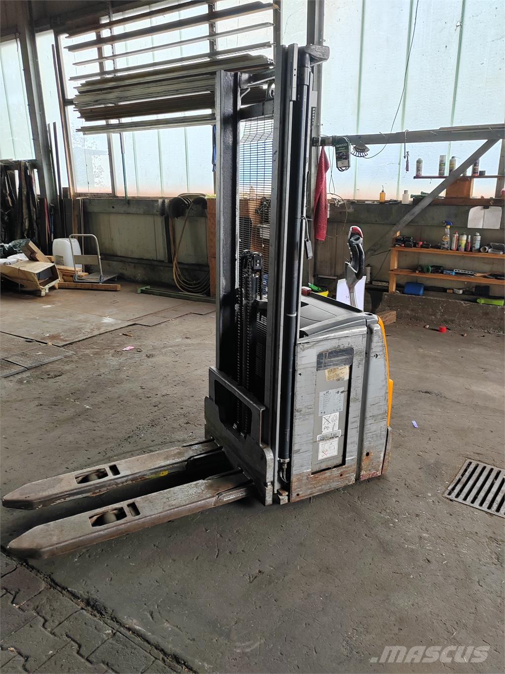 Still EXV14 Самоходни товарачи