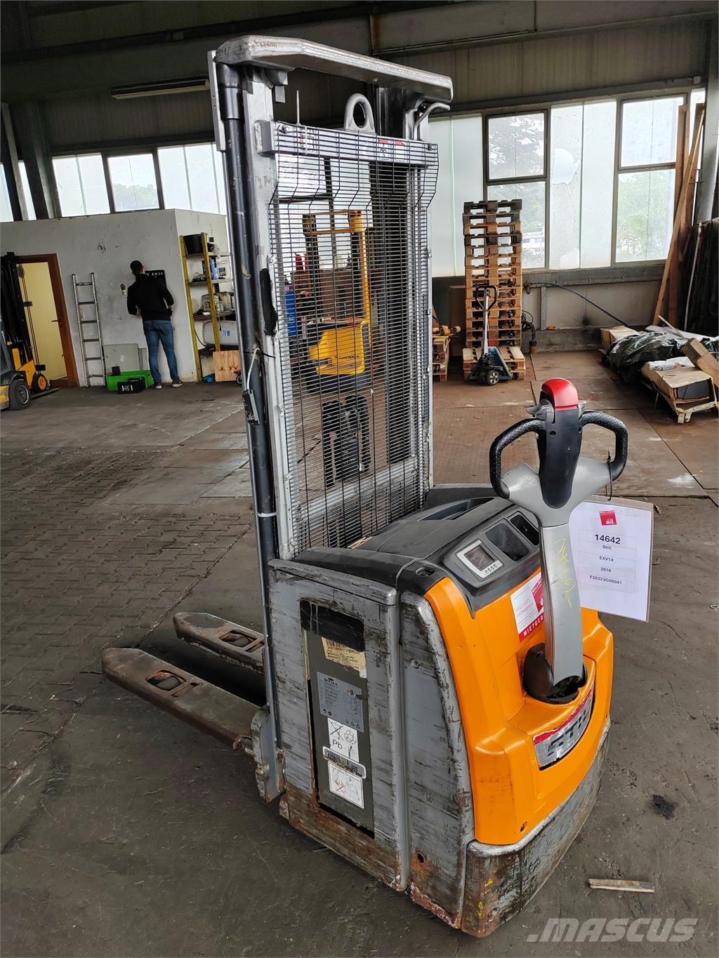 Still EXV14 Самоходни товарачи