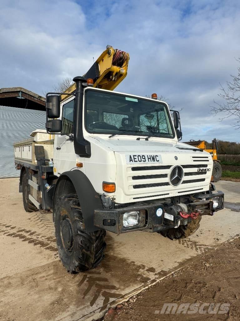 Mercedes-Benz unimog Моторизирани платформи с талига