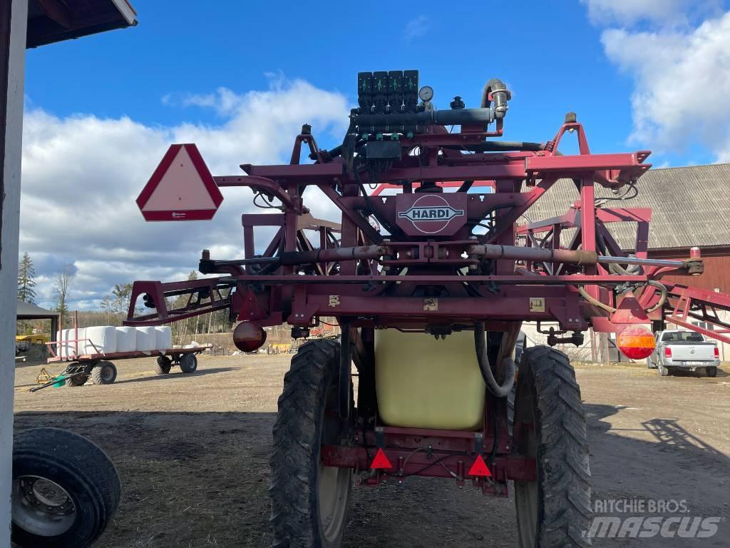 Hardi 2800LPY Прикачни пръскачки
