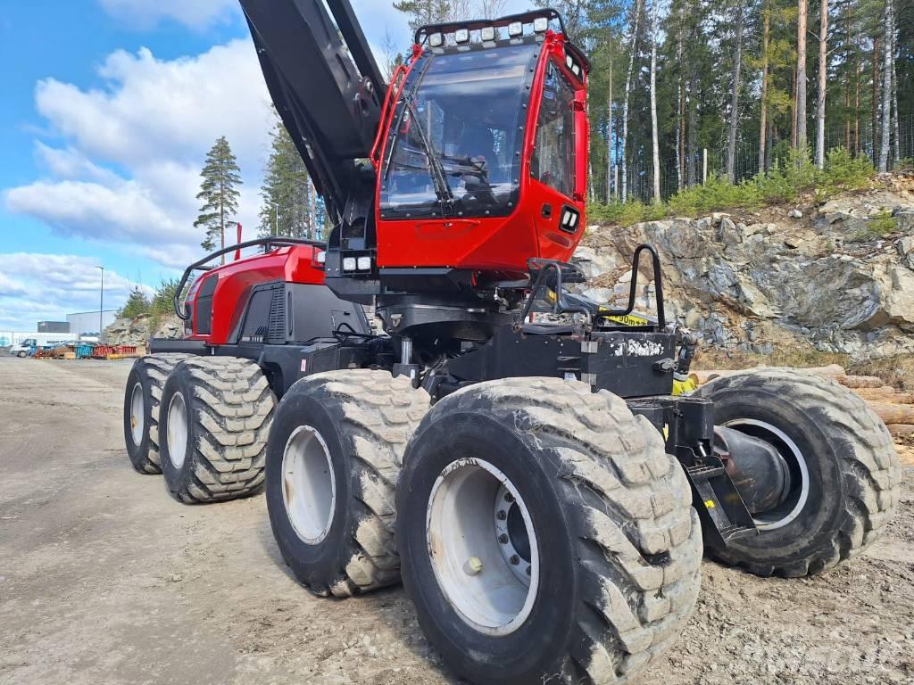 Komatsu 931 XC Харвестери