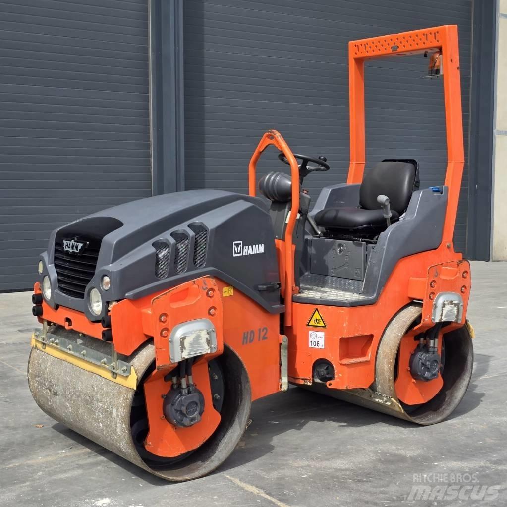 Hamm HD 12 VV Двойни барабанни ролки
