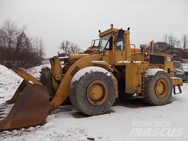 CAT 988 B Колесни товарачи