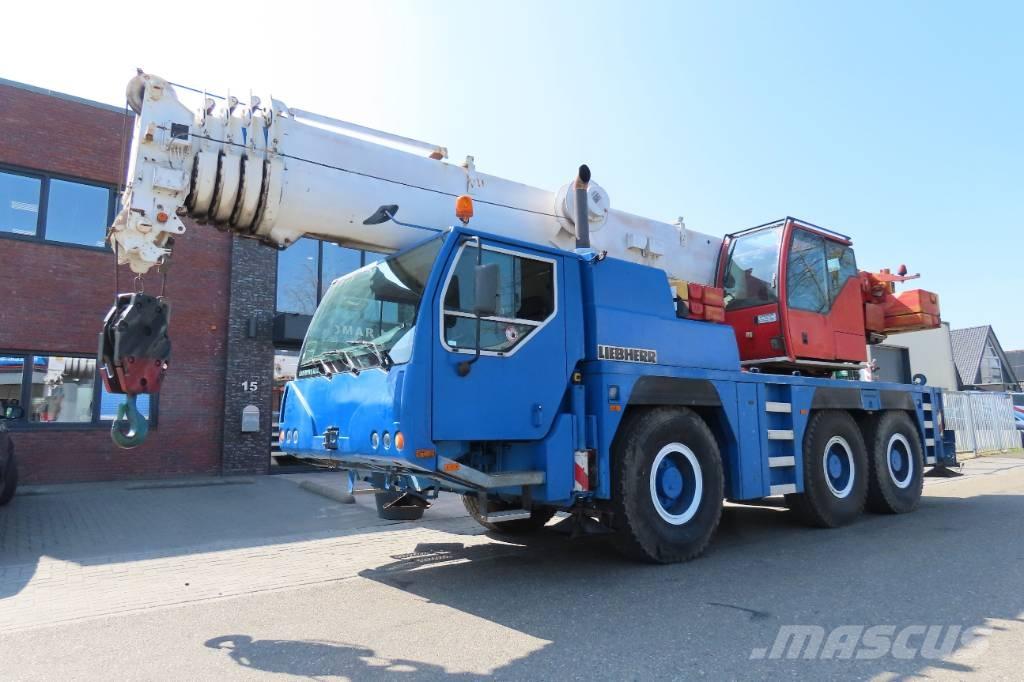 Liebherr LTM 1055-1 Всъдеходни кранове
