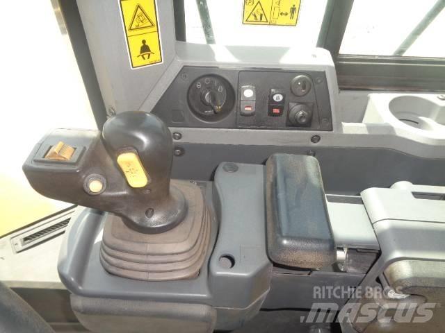 CAT 950 K Колесни товарачи
